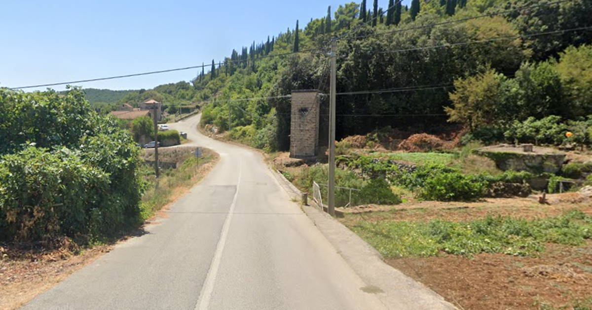 Mrtva pijana autom vrludala po cesti u Konavlima. Nije imala vozačku i osobnu