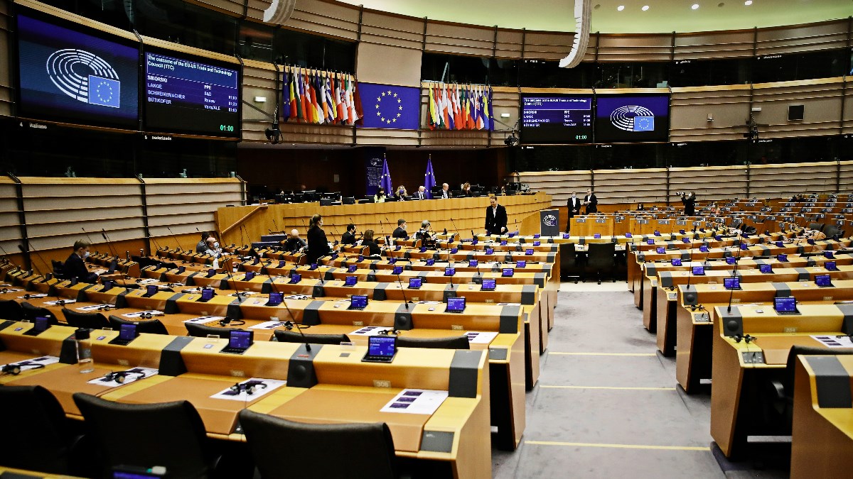 EU parlament traži obveznu edukaciju zastupnika protiv seksualnog uznemiravanja