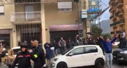 Pogledajte kako ljudi u Palermu plješću policiji zbog uhićenja mafijaškog šefa