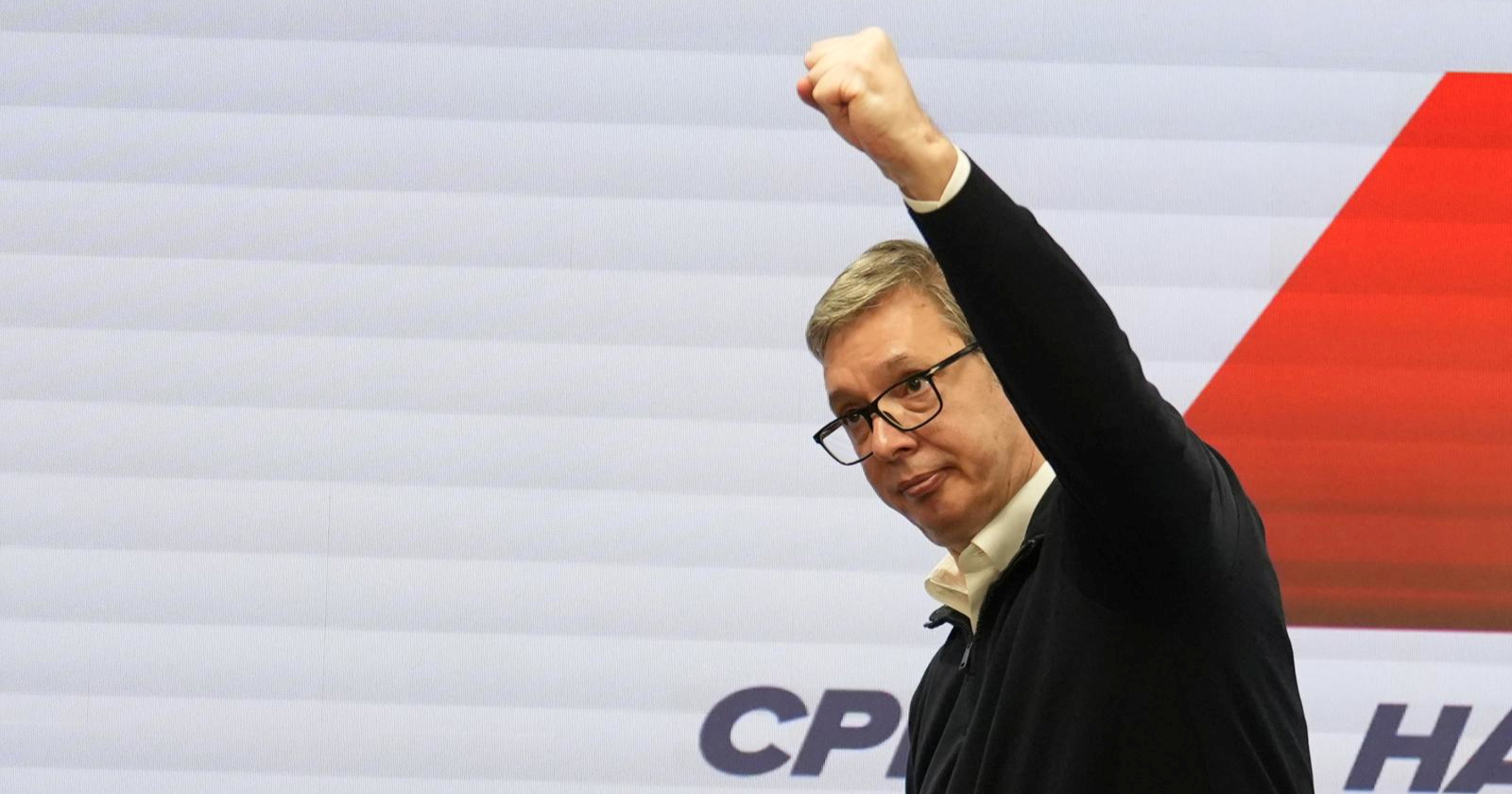 Vučić: Kandidirat ću se za premijera ako istraživanja pokažu da nema drugog rješenja