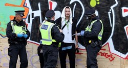 Karneval u Londonu obilježen nasiljem. Osmero ljudi izbodeno, 275 uhićeno