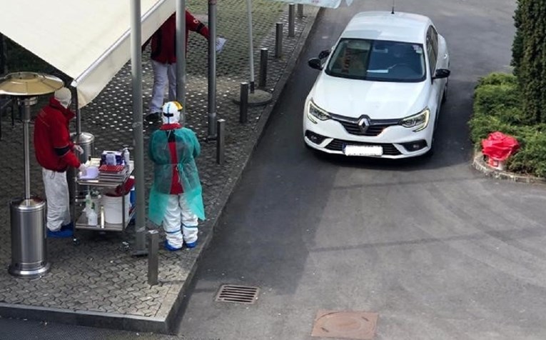 FOTO U Zagrebu uvedeno testiranje na koronavirus iz auta
