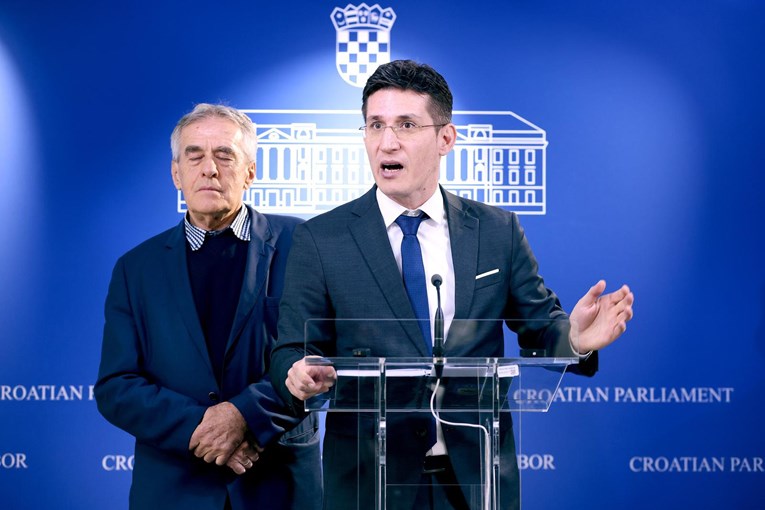 Most traži izlazak Hrvatske iz koalicije voljnih. "Zelenski huška na rat"