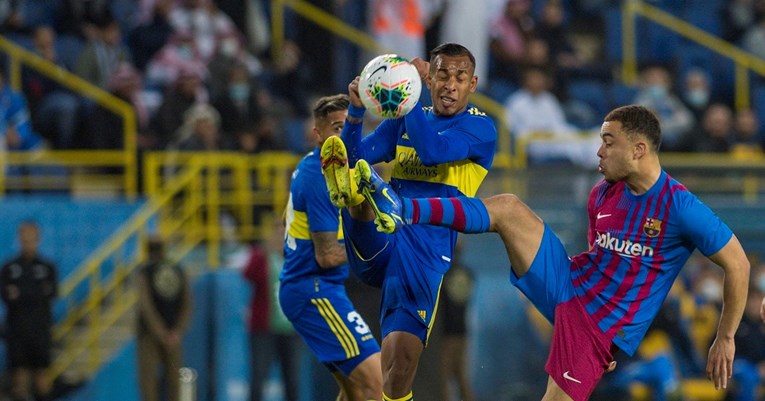 Boca Juniorsi poslije penala svladali Barcu u susretu koji se igrao u čast Maradone