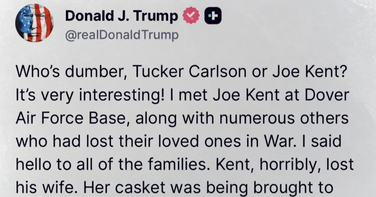 Trump napao svog čovjeka koji je otišao zbog rata: "GLUPI LJIGAVAC"