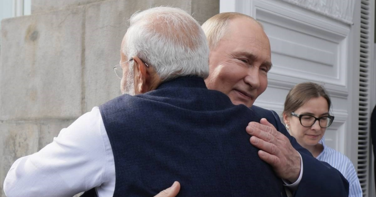 Zelenski Indiji: Prestanite kupovati rusku naftu i Putin će imati problema