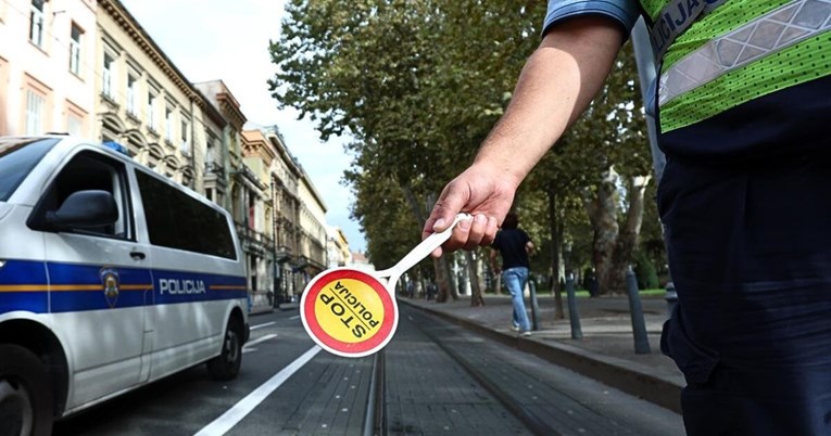 Prometni policajci htjeli uzimati mito za prekršaje. Zaustavili službeni auto Uskoka