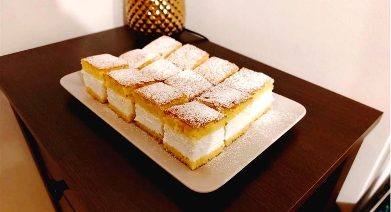 Svi volimo ove brze i jednostavne kocke sa sirom i limunom