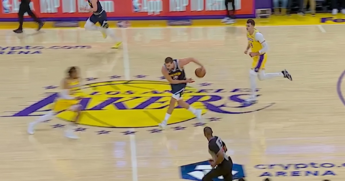 VIDEO Jokić čudesnim potezom ušutkao LA i zasjenio Dončića. NBA mu se klanja