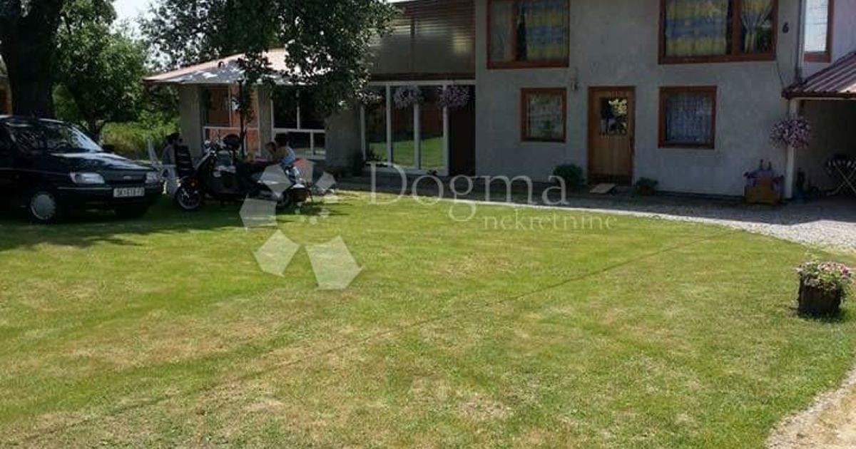 Vrhunska ponuda nekretnina: Od luksuznih vila do autohtonih kuća na moru