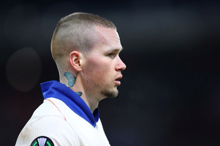 Plaćen je 100 mil. € prije dvije godine. Sada kaže: Molim vas, ne odustajte od mene