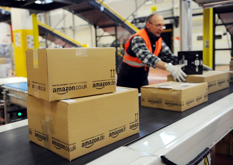 Amazon daje tjedni bonus od 50 funti svima koji dođu na posao na vrijeme
