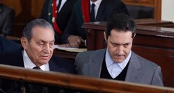 Dva svrgnuta egipatska predsjednika srela se na sudu