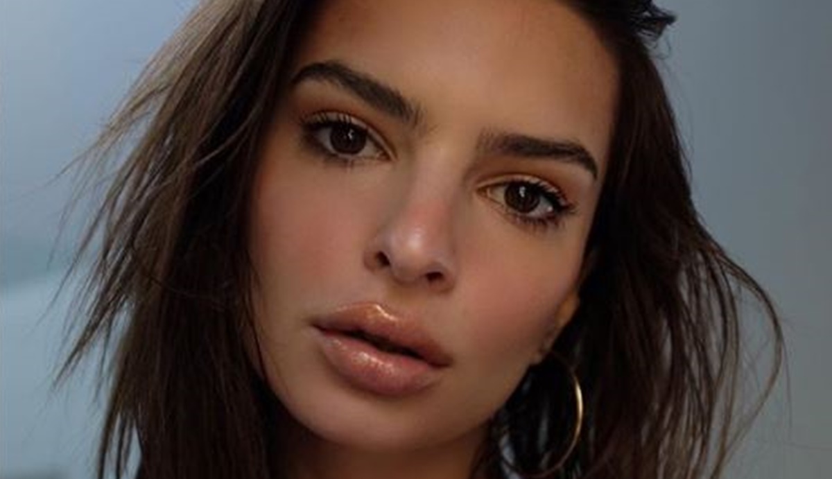 Emily Ratajkowski pozirala u toplesu