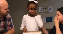 Curica za rođendan dobila praznu kutiju, plakala je od sreće kad ju je otvorila