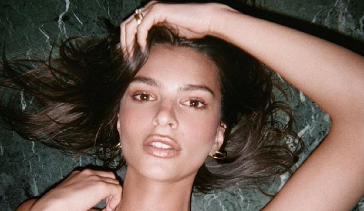 Emily Ratajkowski pozirala u toplesu, ali donji dio slike ne želite vidjeti