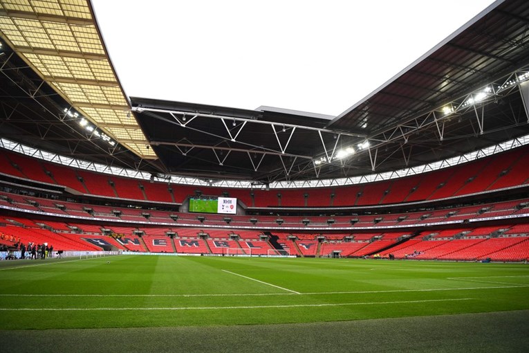 Vlasnik Fulhama odustao od kupovine Wembleyja