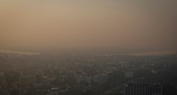 Zbog toksičnog smoga u Bangkoku zatvoreno 450 škola