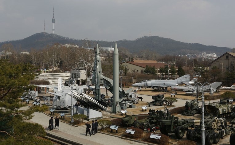 Južna Koreja: Ima aktivnosti u tvornici balističkih projektila Sjeverne Koreje