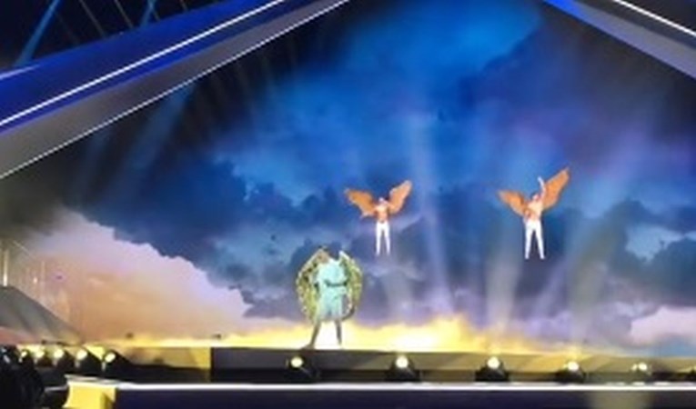 Golišavi dečki, zlatna krila i let na nebo: Ovako će izgledati Rokov nastup