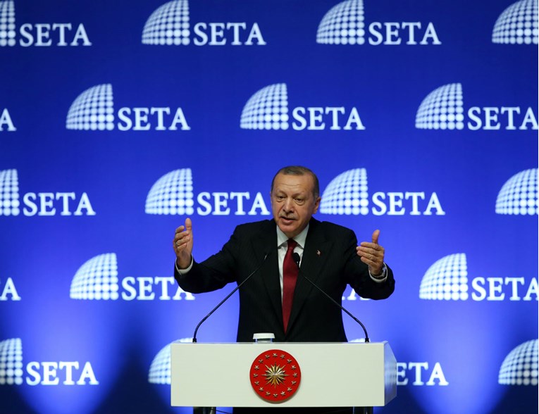 Erdogan: Bojkotirat ćemo američke elektroničke proizvode, proizvodit ćemo bolje