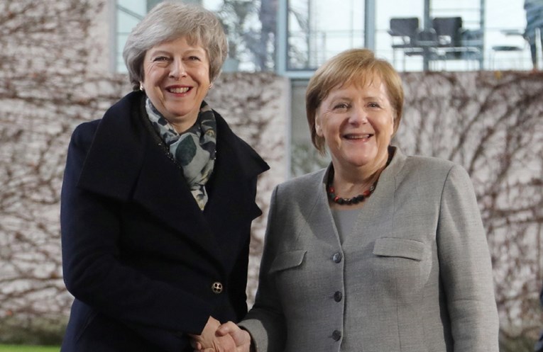 Merkel se sastala s May pa poručila: Sporazum o Brexitu se ne može mijenjati