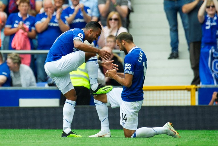 Everton kaznio Palace za njihove promašaje i stigao do tri boda