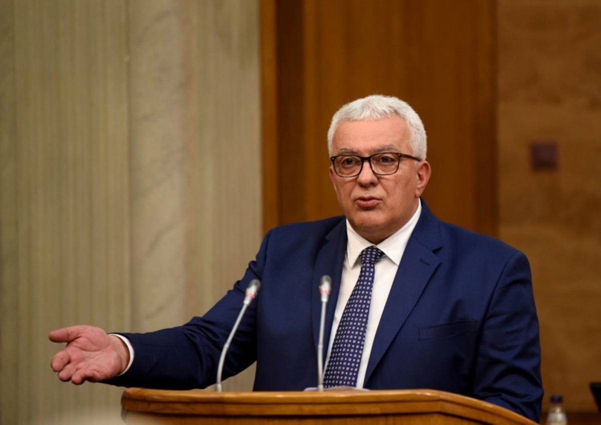 U Crnoj Gori trebali glasati o smjeni političara zbog Mladića, on napustio dvoranu