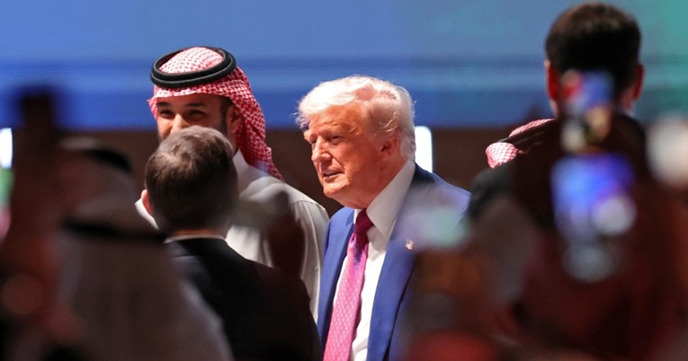 Trump stigao u Katar