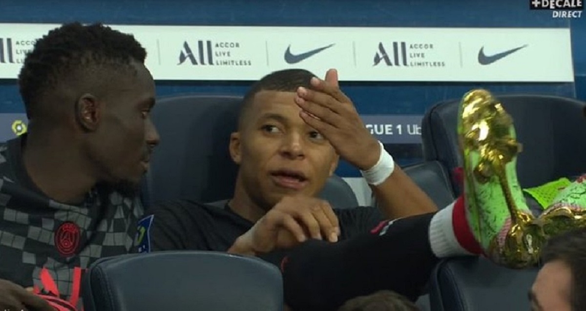 Pojavila se snimka koja otkriva novi sukob u PSG-u? Mbappe s klupe ogovarao Neymara