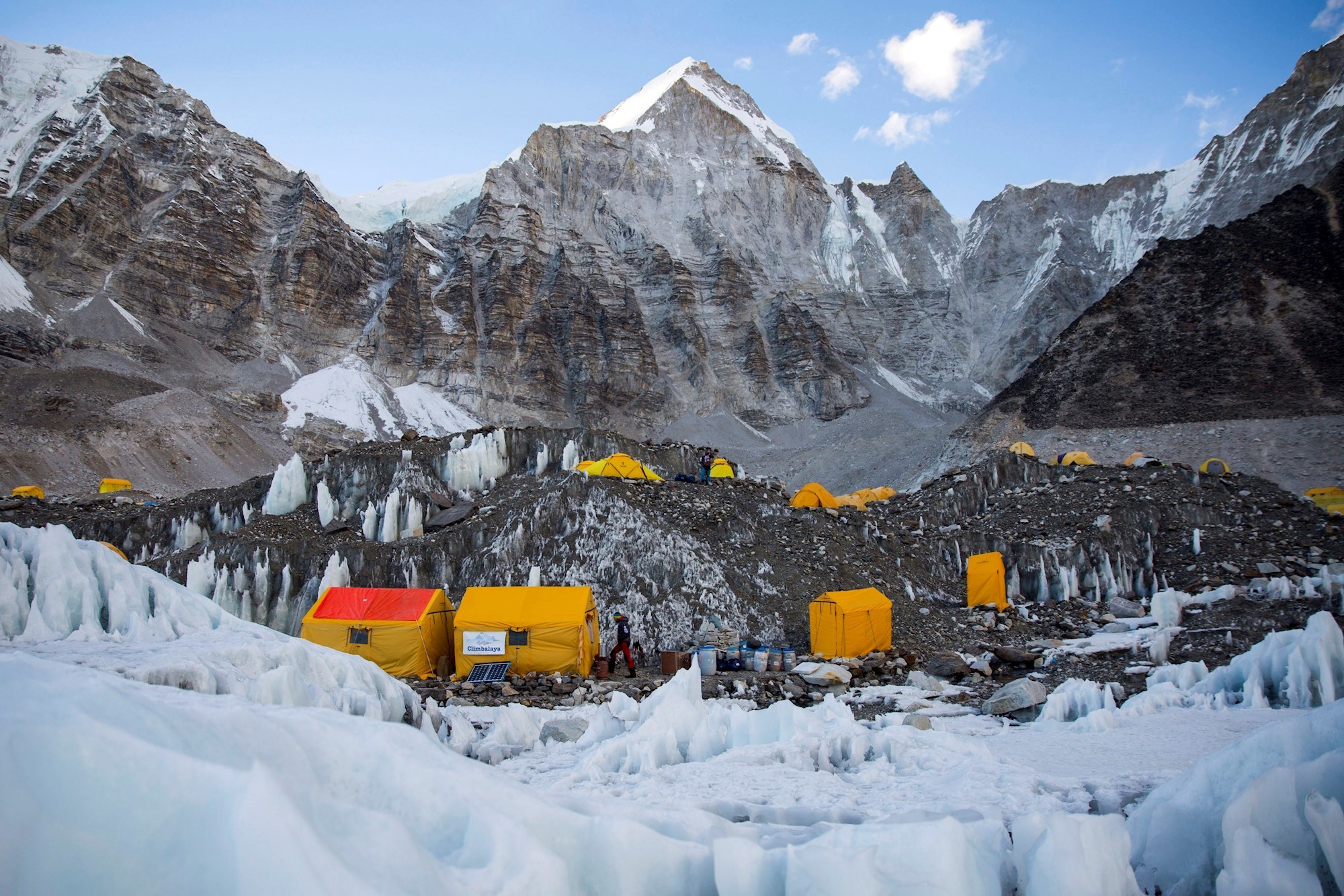 Britanci osvojili Everest za samo šest dana uz pomoć hipoksičnih treninga i ksenona