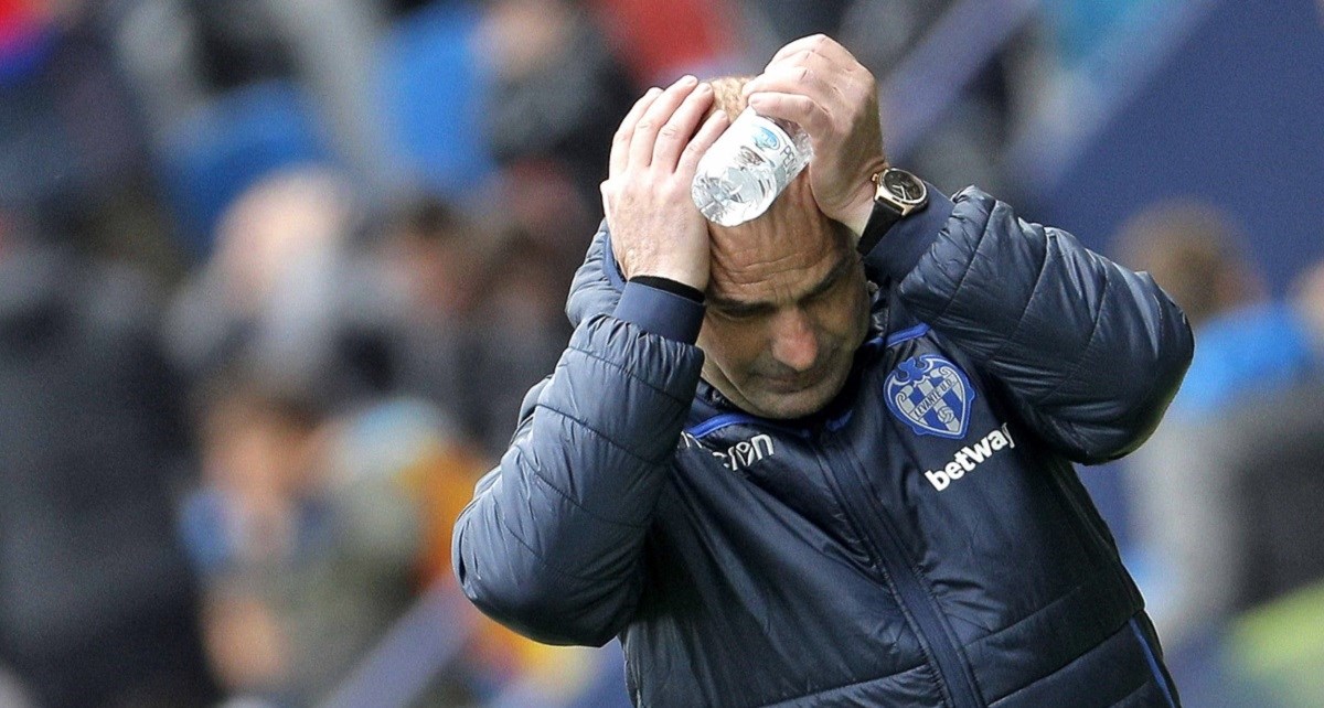 Prošle sezone ih je doveo do polufinala Kupa kralja, sad su mu dali otkaz