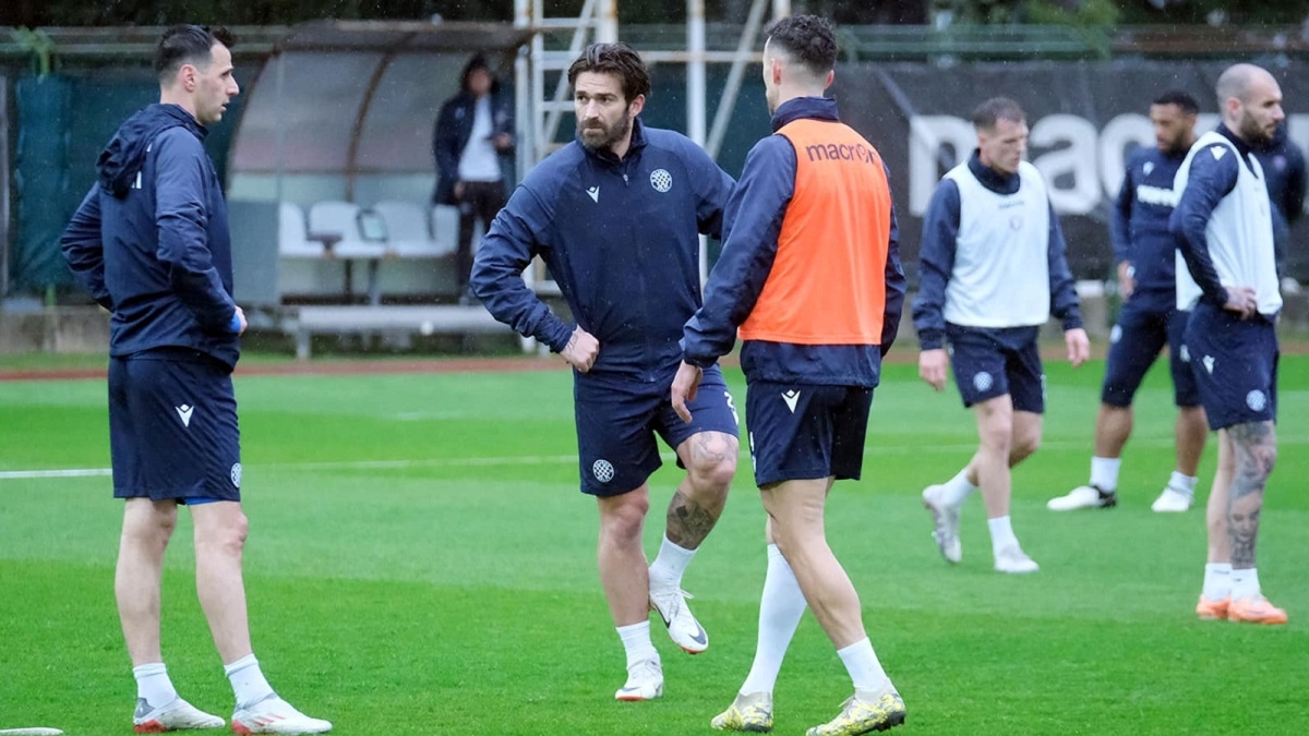 Hajduk uoči Dinama objavio sliku tri asa koji još nisu igrali skupa. Navijači luduju