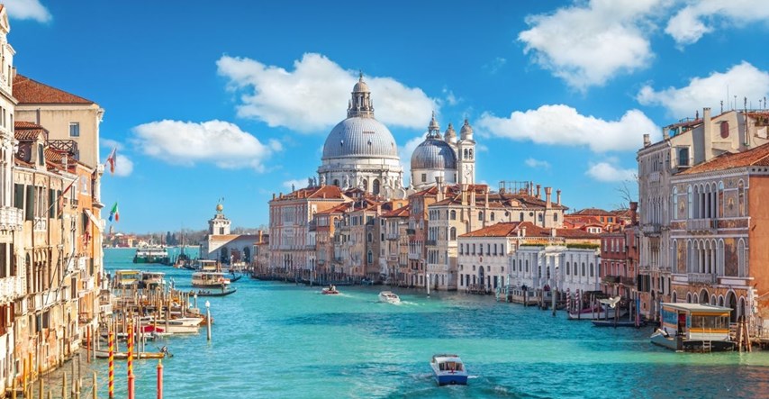 Venecija postaje prvi grad na svijetu koji turistima naplaćuje ulaz u grad