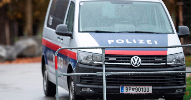 Suspendirana čuvarica zatvora u Grazu jer je hodala sa zatvorenikom iz Srbije