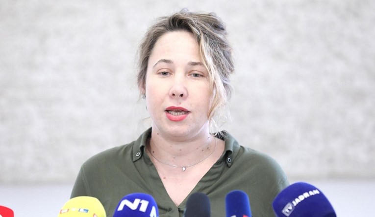 Selak Raspudić: Plenković mora reći koje su posljedice embarga