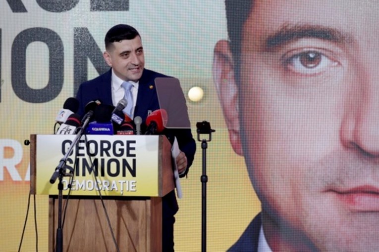 Rumunjska bira predsjednika: Ultranacionalist Simion vodi u anketama