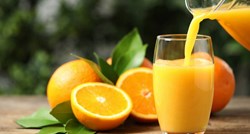 Pijenje 100% voćnog soka povezano je s debljanjem