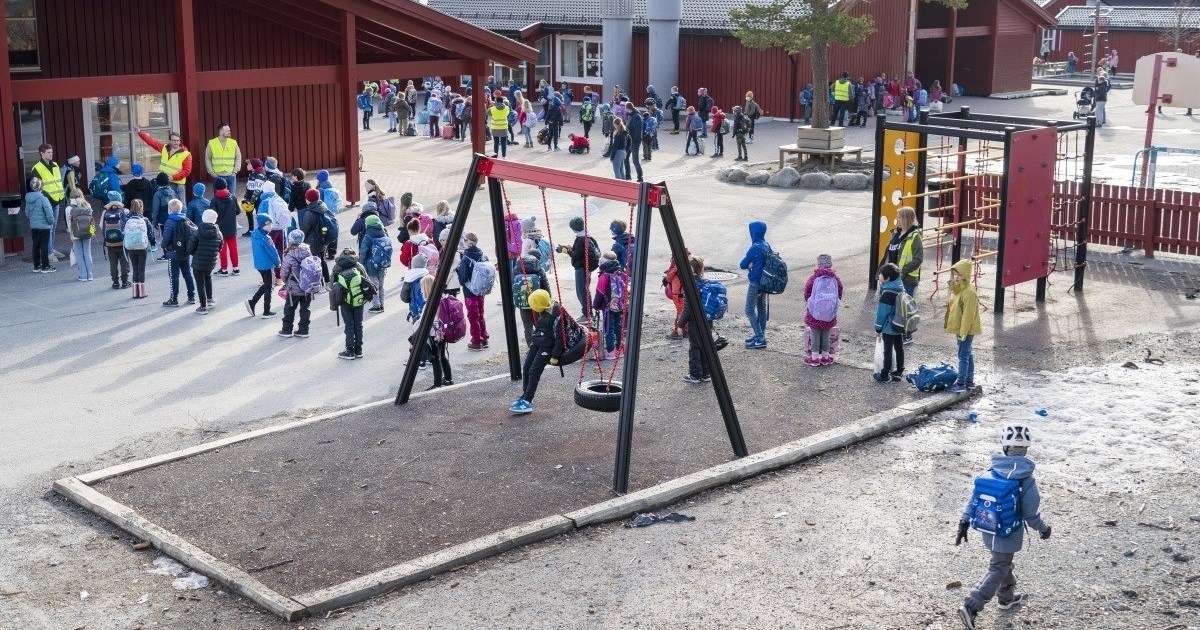 Raspisan natječaj za učitelje iz Hrvatske za rad u inozemstvu, objavljene plaće