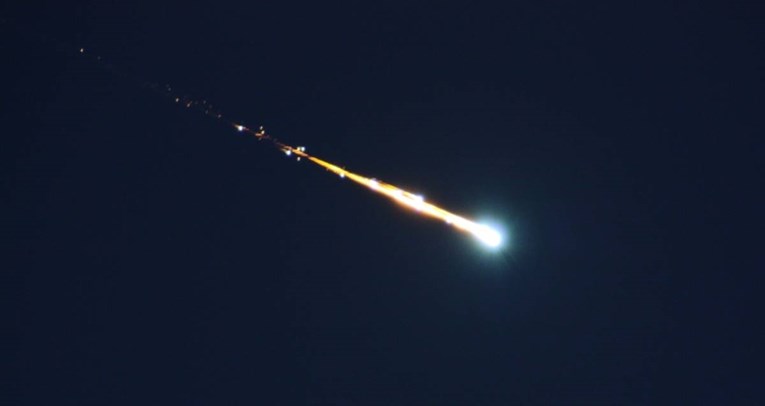 VIDEO Iznad SAD-a projurio meteor, zatresle se kuće