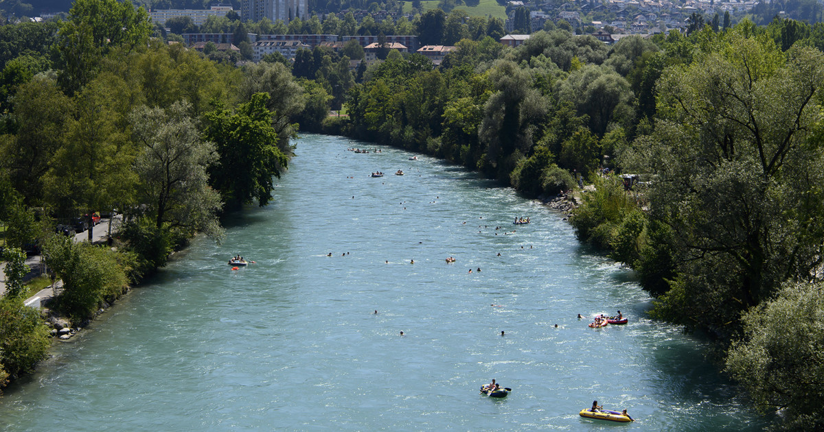 Transrodna osoba došla na nudističku plažu za žene u Bernu. Policija je uklonila