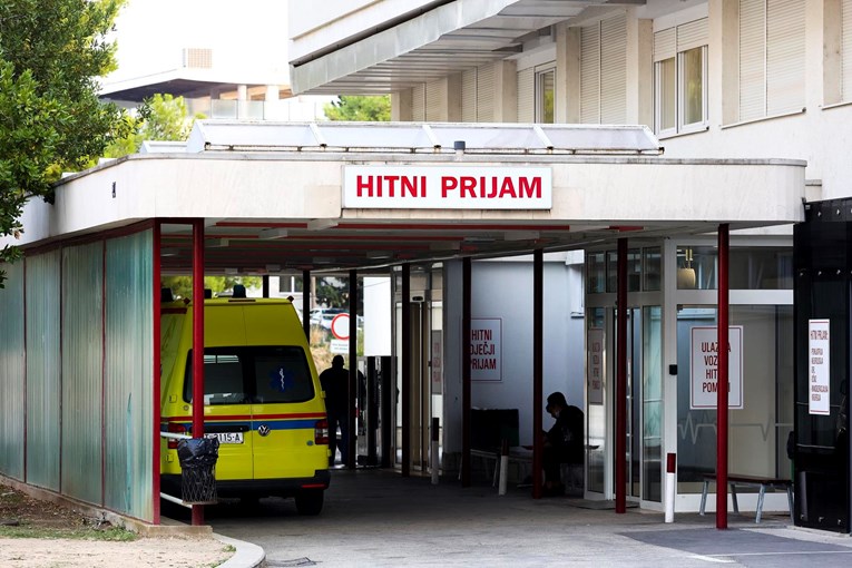 Curenje plina izazvalo eksploziju u Divuljama. Dvojica u bolnici zbog opeklina