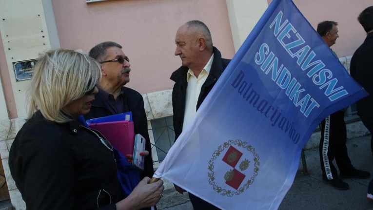 Nezavisni sindikat Dalmacijavina traži od vlade 64 milijuna kuna