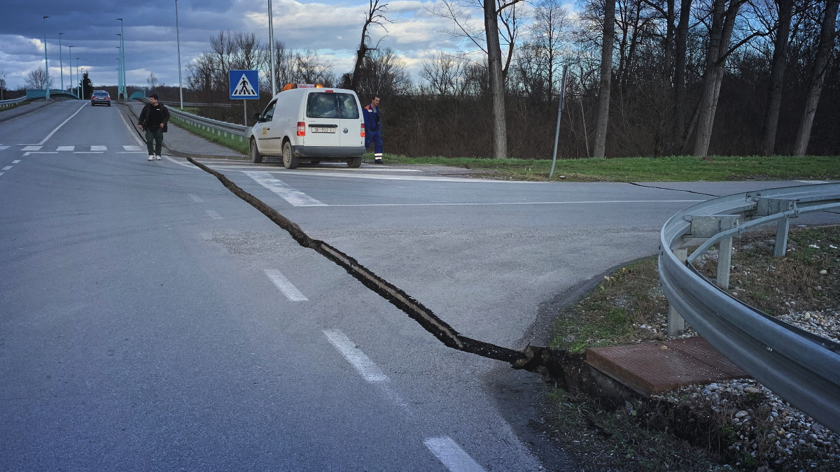 Gužve na cestama u Banovini nakon potresa