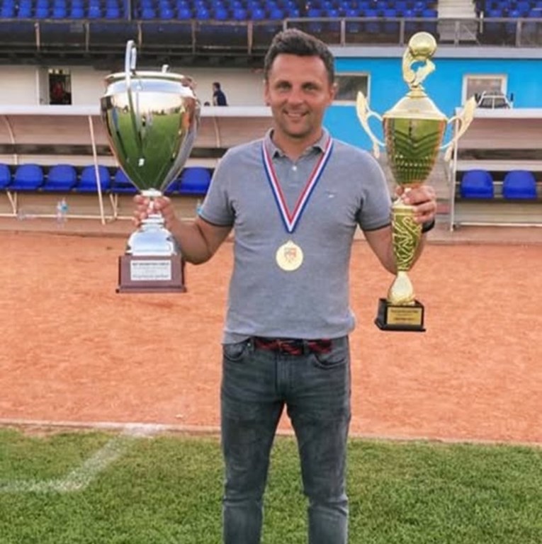 Ovo je Dinamov trener prije četiri godine. Osvojio je duplu krunu u trećoj ligi