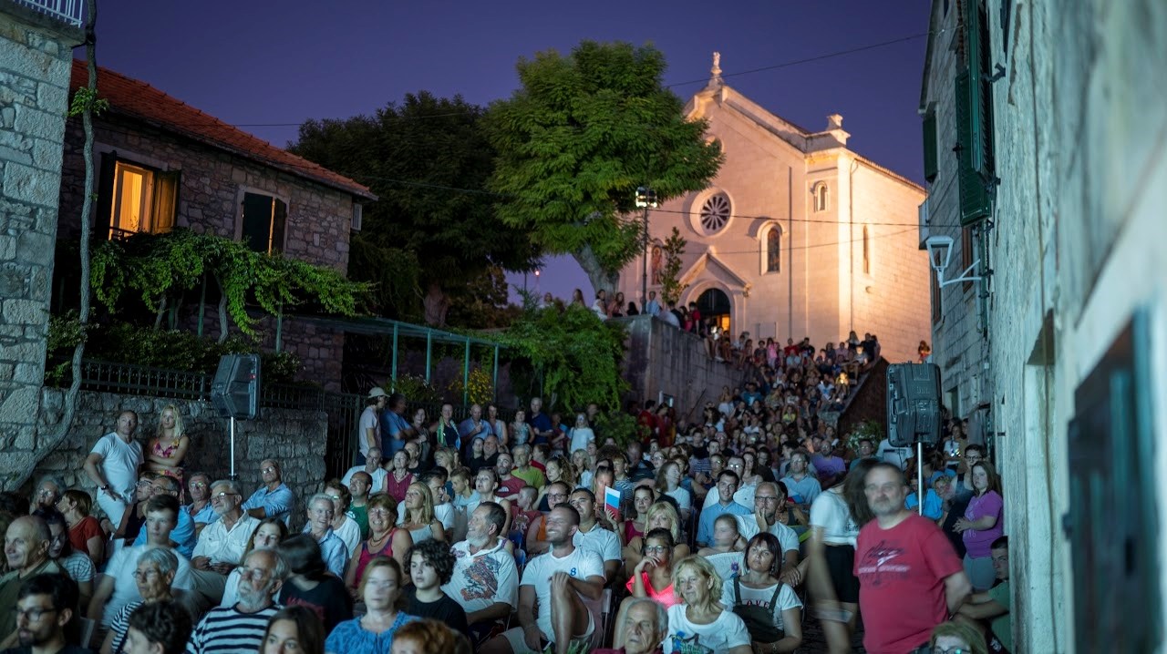 Na Braču počeo 15. Postira Seaside Film Festival
