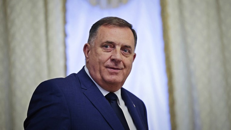 Dodik: Taj čovjek je megakriminalac i ser*nja. Vodi crne operacije protiv mene