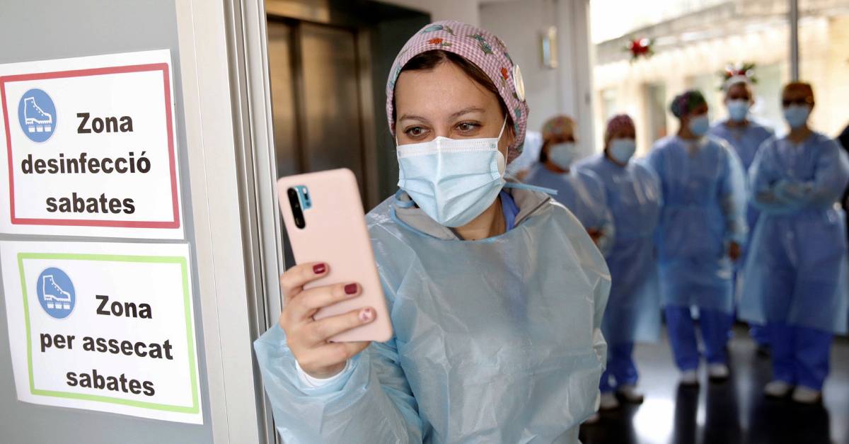 Španjolska će popisati one koji se ne žele cijepiti protiv korone