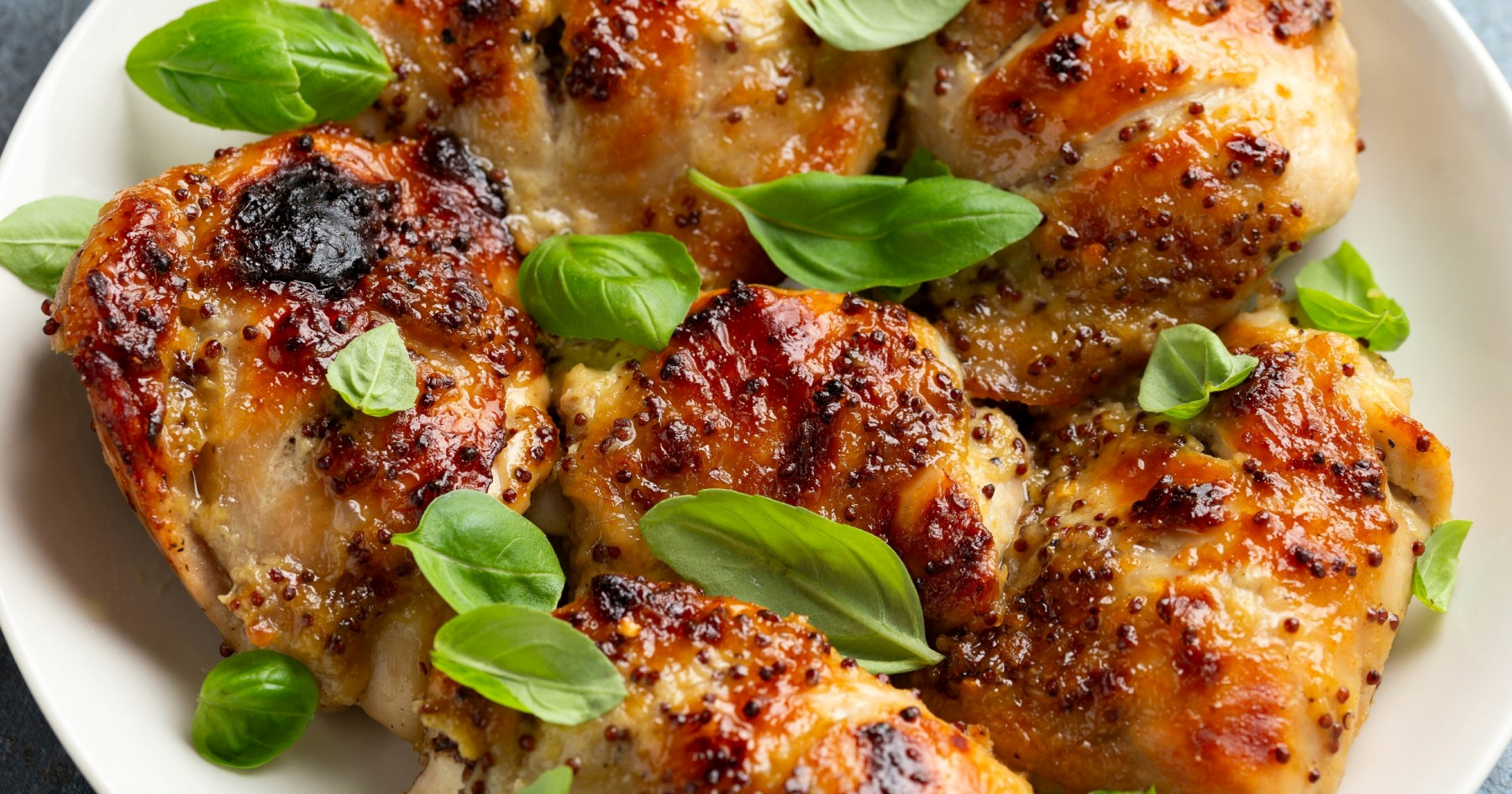 Sočna piletina iz jedne posude s medom i senfom, ručak koji ćete stalno ponavljati