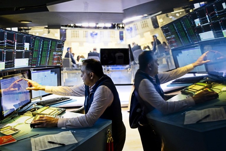 Wall Street zabilježio blagi rast unatoč smanjenju kreditnog rejtinga SAD-a